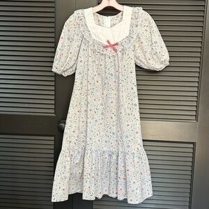 Vintage Cottagecore Dress, Floral, Bow, Eyelet, Lace and Puff Sleeves, size XS